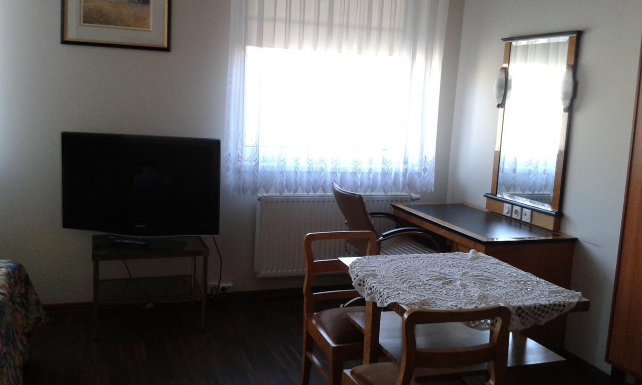 ויילאון Noclegi Helios & Hotelowa מראה חיצוני תמונה